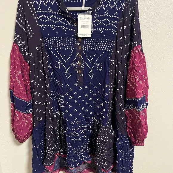 Free People Tops - NWT Free People Navy & Magenta Patterned Peasant Top
